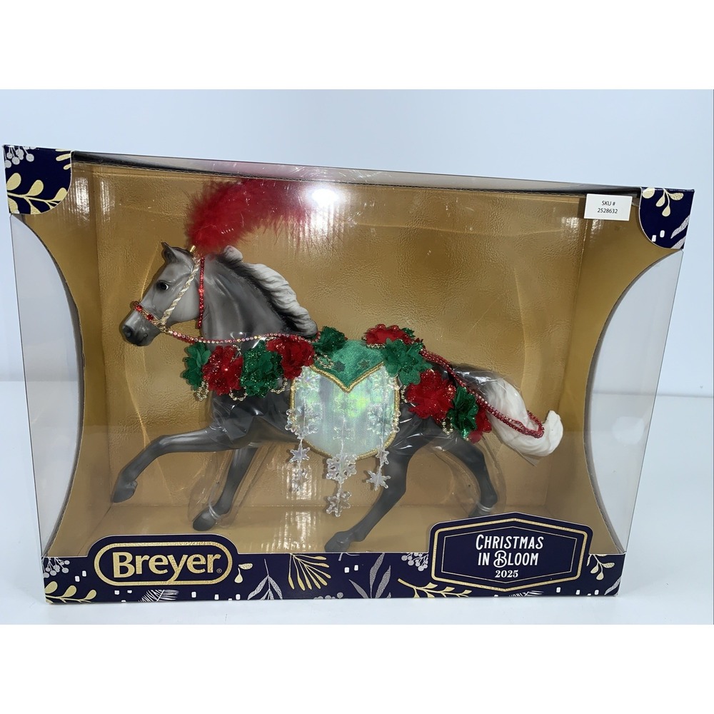 Breyer Traditional 2025‎ Holiday/Christmas Horse – Christmas in Bloom